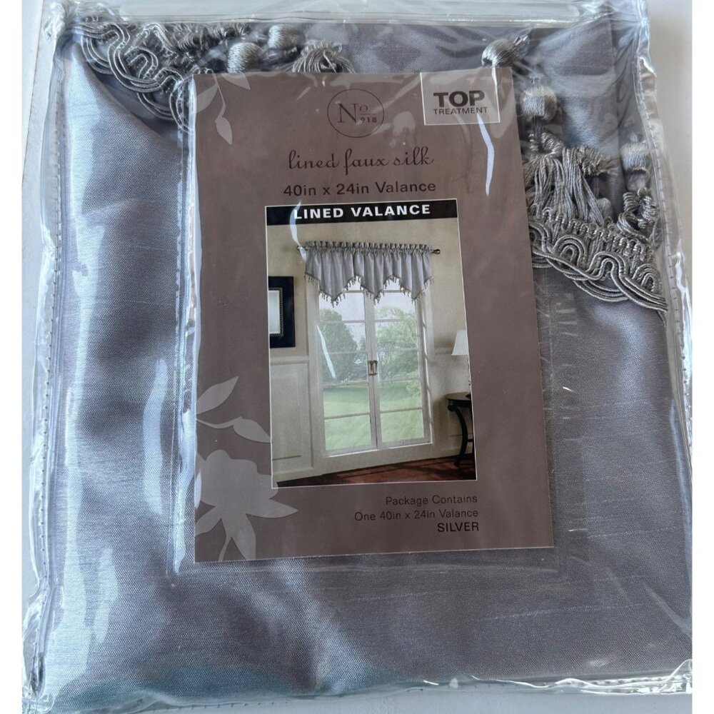 No. 918 Top Treatment 1 Lined Faux Silk Valence 100% Polyester 40W X 24L (NEW)